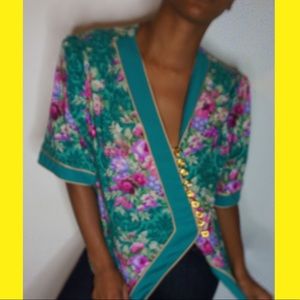 Floral print oriental blouse